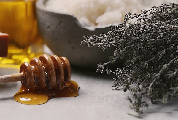 خرید و فروش عسل آویشن اصل با شرایط فوق العاده